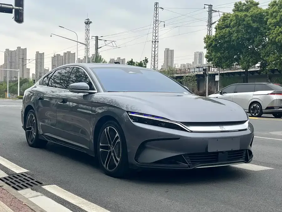 BYD Second-hand Han 2023 EV Champion Edition 605KM Front-wheel Drive Premium 2023 — миниатюра 3