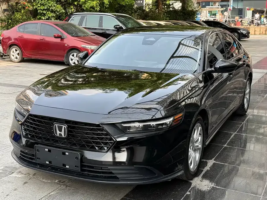 Honda Accord Accord 2024 260TURBO Luxury Edition 2024 — фото 1, купить с доставкой в Москву