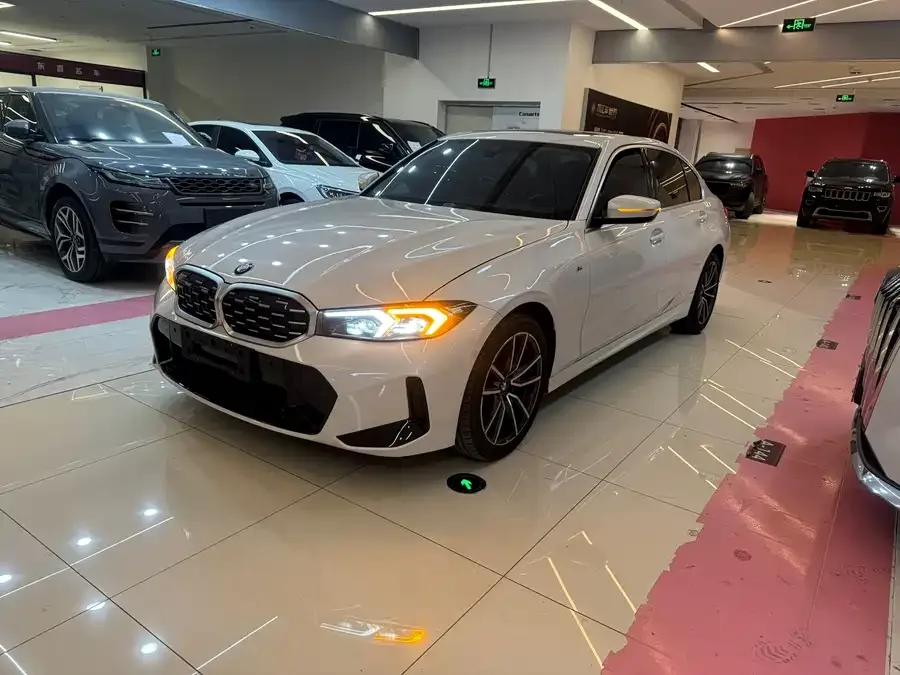 BMW 3 series BMW 3 Series 2023 325Li M Sport Package 2023 — фото 1, купить с доставкой в Москву