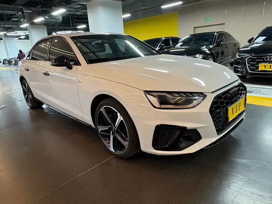 Audi a4 l 2024 40 TFSI luxury and dynamic model 2025 — миниатюра 3