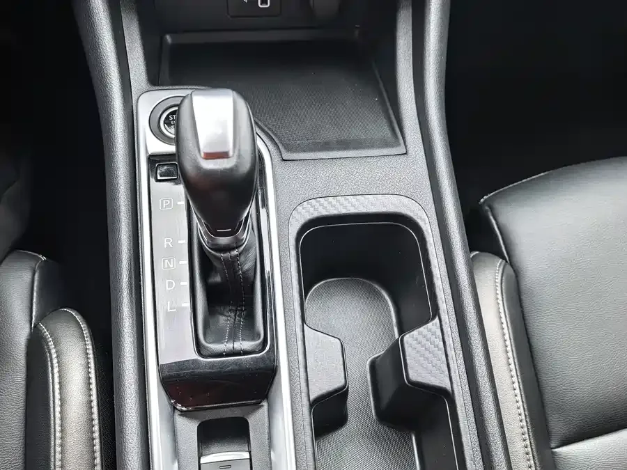 Nissan Sylphy Sylphy 2022 1.6L XL CVT Enjoy Edition 2023 — миниатюра 3