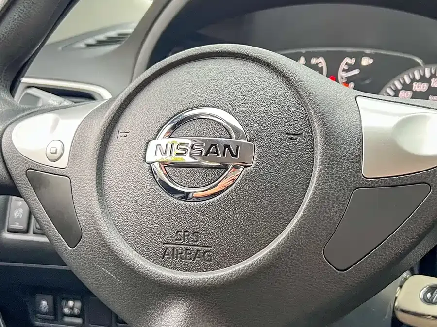 Nissan Sylphy Sylphy 2024 Model 2 Classic 1.6XE CVT Comfort Edition 2025 — миниатюра 3