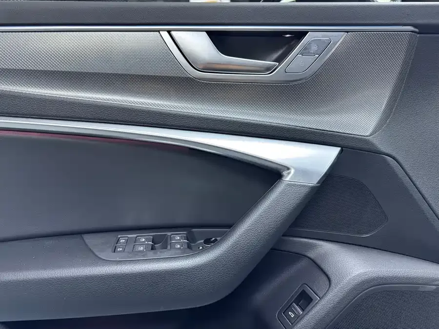 Audi A6L 2022 45 TFSI Premium Dynamic Model 2022 — миниатюра 2