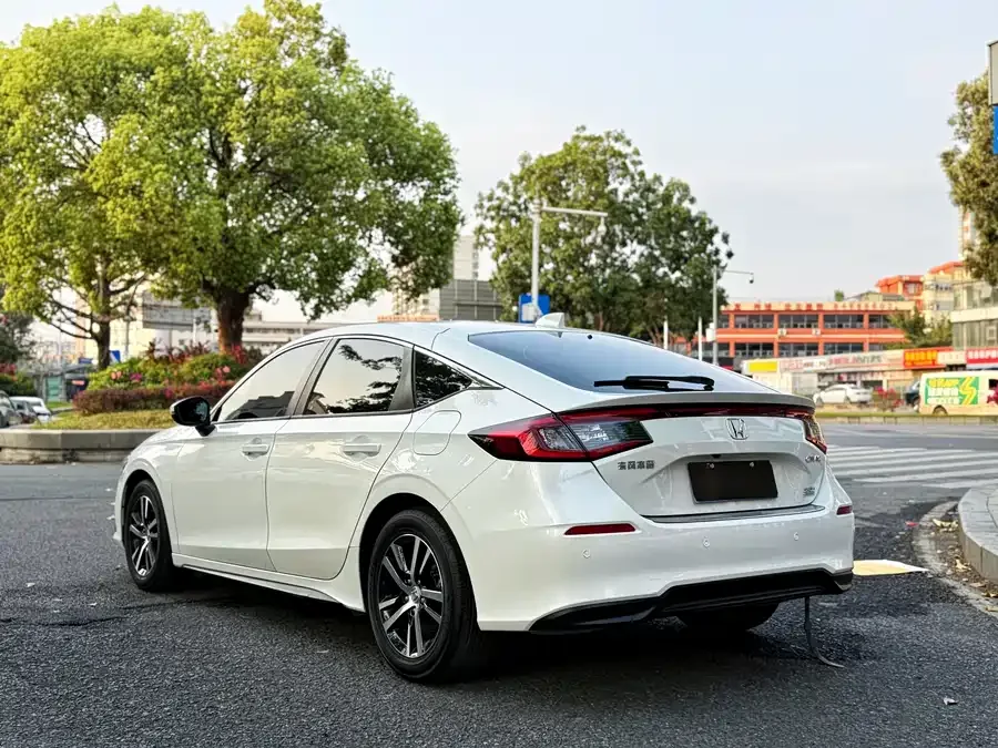 Honda Civic 2023 Civic HATCHBACK 240TURBO CVT Extreme Edition 2023 — миниатюра 2