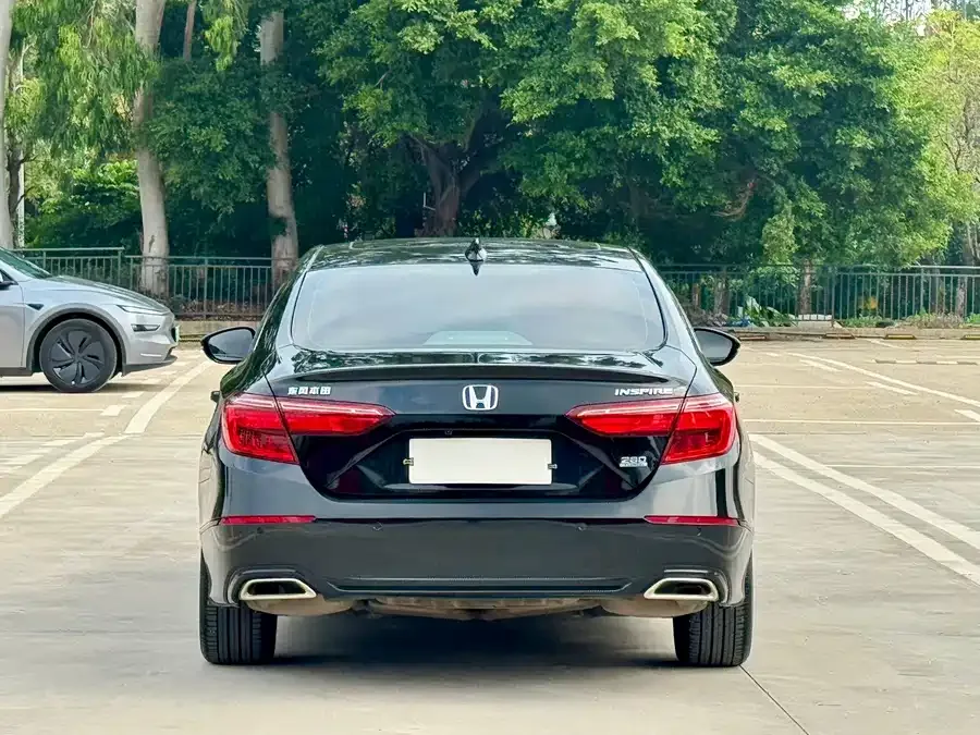 Honda Inspire Inship 2022 260TURBO Exquisite Edition 2022 — миниатюра 2