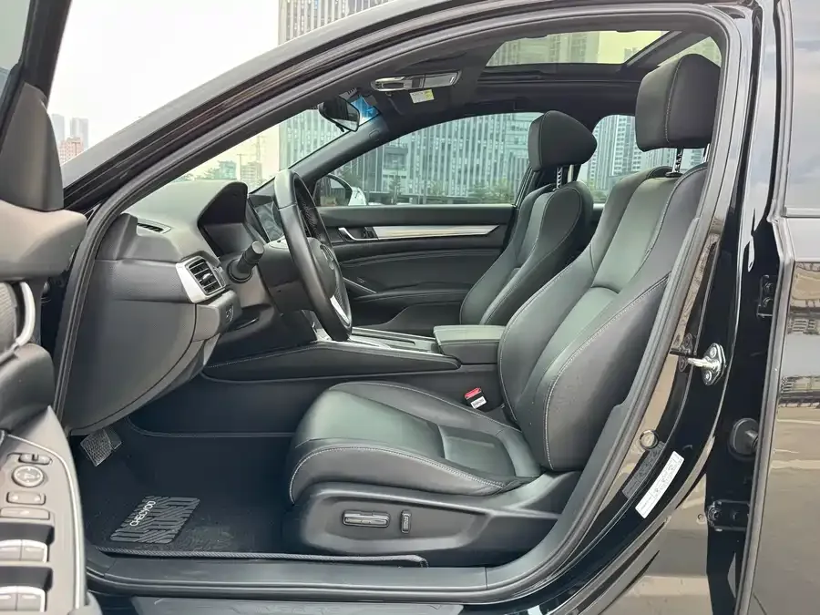 Honda Inspire Inship 2022 260TURBO Exquisite Edition 2022 — миниатюра 4
