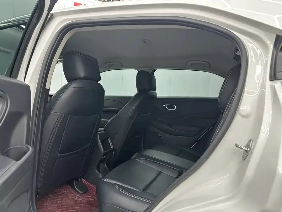 Honda WR-V 2023 1.5L CVT Hot Edition 2023 — миниатюра 2