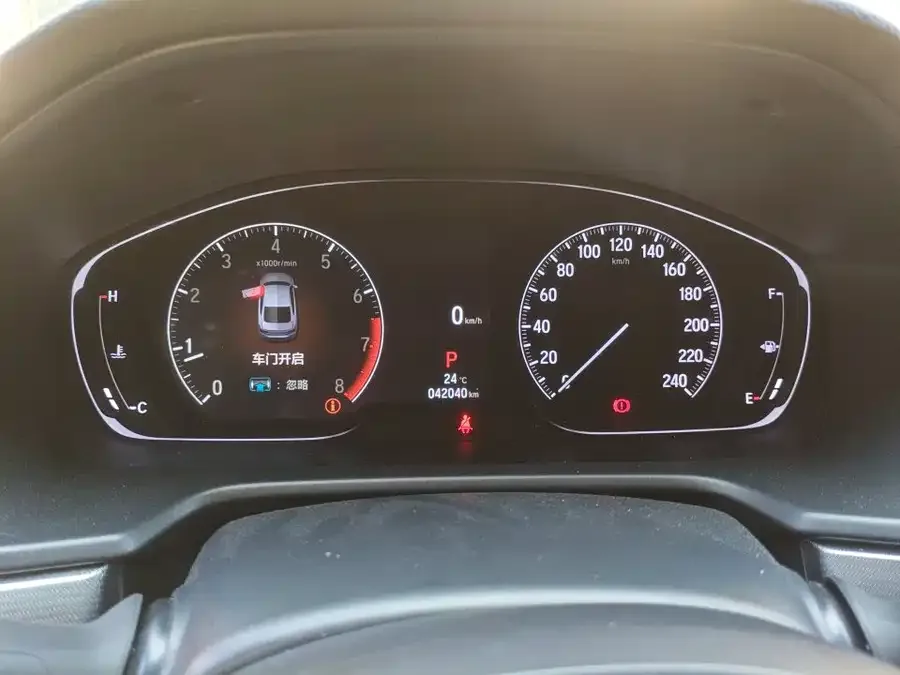 Honda Accord Accord 2022 260TURBO Deluxe Edition 2022 — миниатюра 2