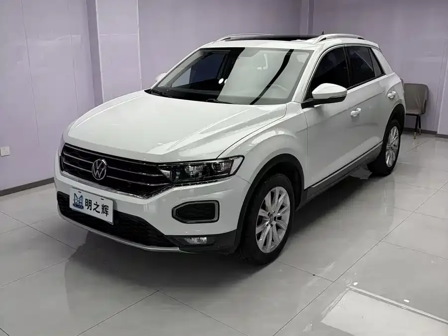 Volkswagen T-ROC T-ROC 2022 280TSI DSG 2WD Elite PLUS 2023 — фото 1, купить с доставкой в Москву