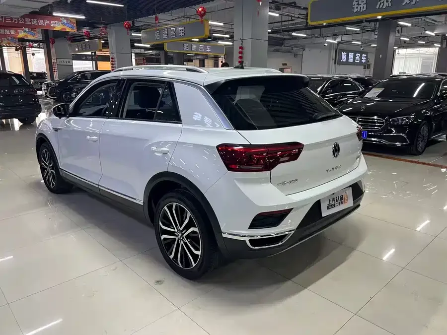 Volkswagen T-ROC T-ROC 2021 280TSI DSG 2WD Comfort Smart Edition 2022 — миниатюра 4