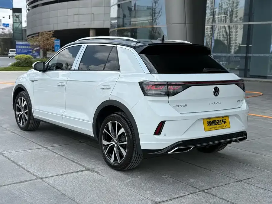 Volkswagen T-ROC T-ROC 2023 300TSI DSG 2WD Chenguang Edition 2024 — миниатюра 2
