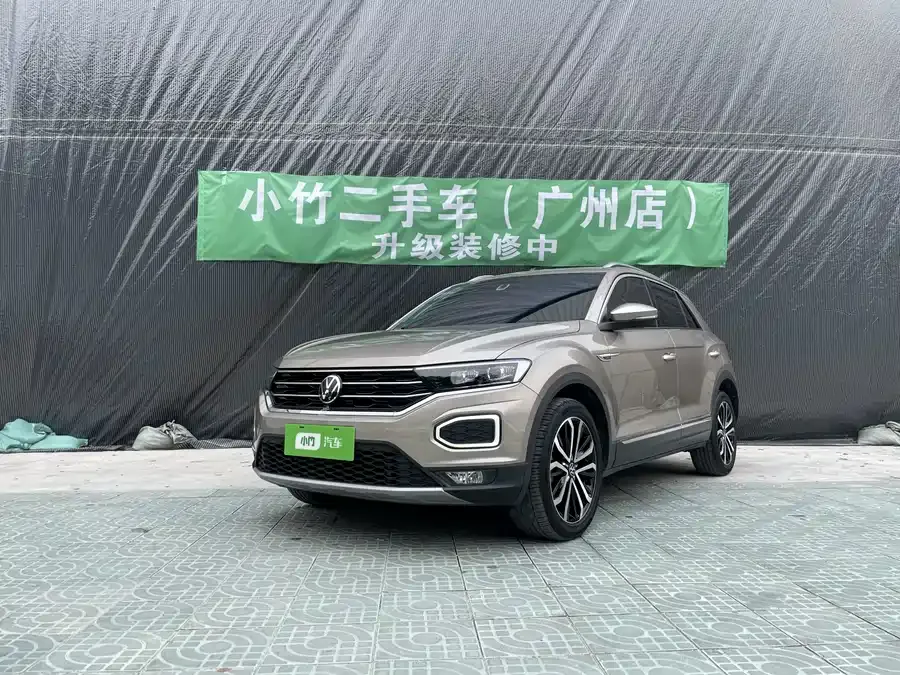 Volkswagen T-ROC T-ROC 2021 280TSI DSG 2WD Comfort Smart Edition 2022 — фото 1, купить с доставкой в Москву