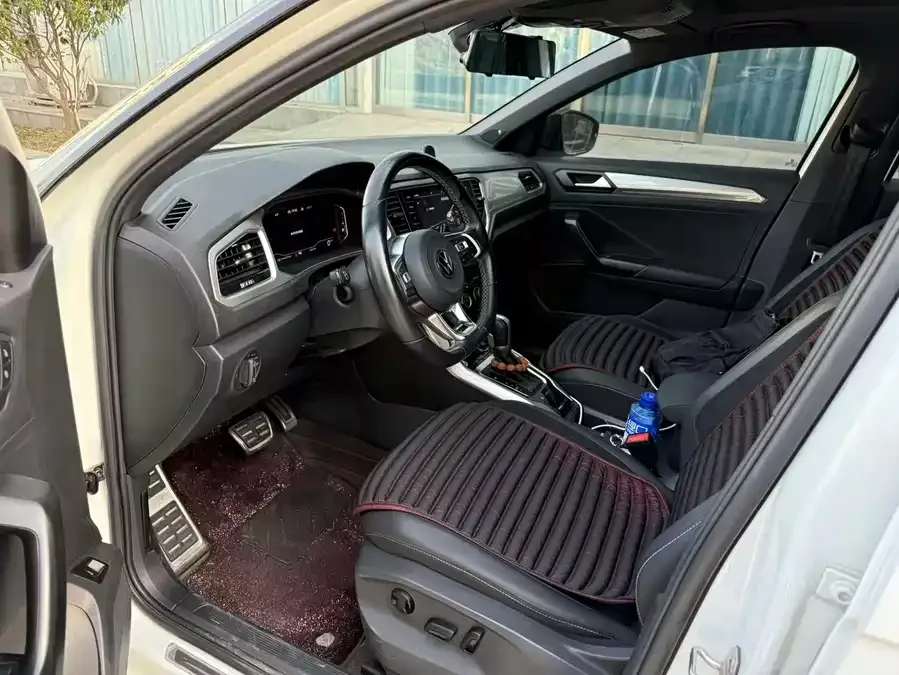 Volkswagen T-ROC T-ROC 2022 280TSI DSG 2WD R-Line Pro PLUS 2022 — миниатюра 2