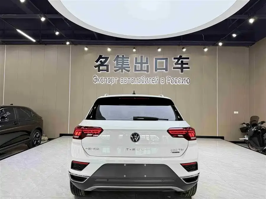 Volkswagen T-ROC T-ROC 2021 280TSI DSG four-wheel drive luxury smart connected version 2022 — миниатюра 2