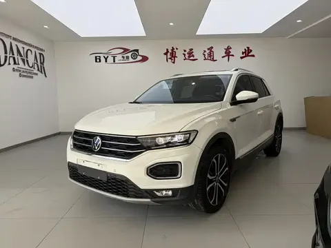 Volkswagen T-ROC 2023 купить в Москве