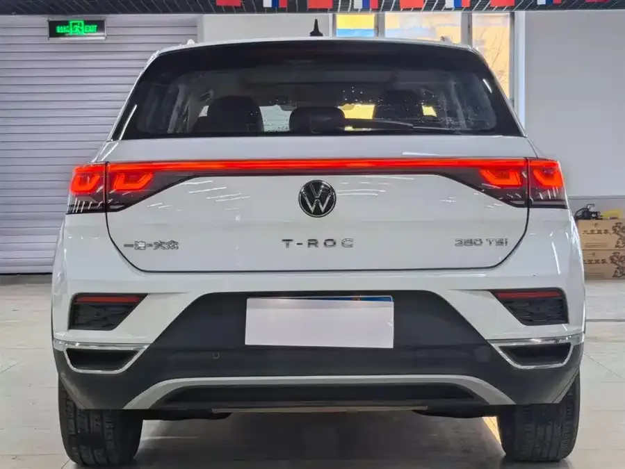 Volkswagen T-ROC T-ROC 2023 280TSI DSG 2WD Time Edition 2023 — миниатюра 2