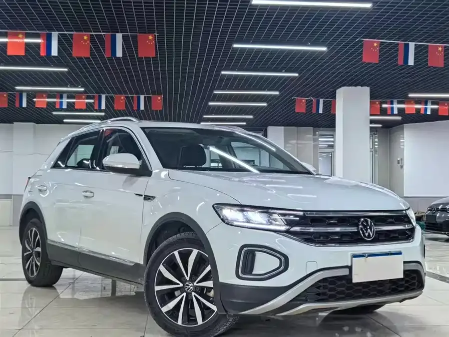 Volkswagen T-ROC T-ROC 2023 280TSI DSG 2WD Time Edition 2023 — миниатюра 3