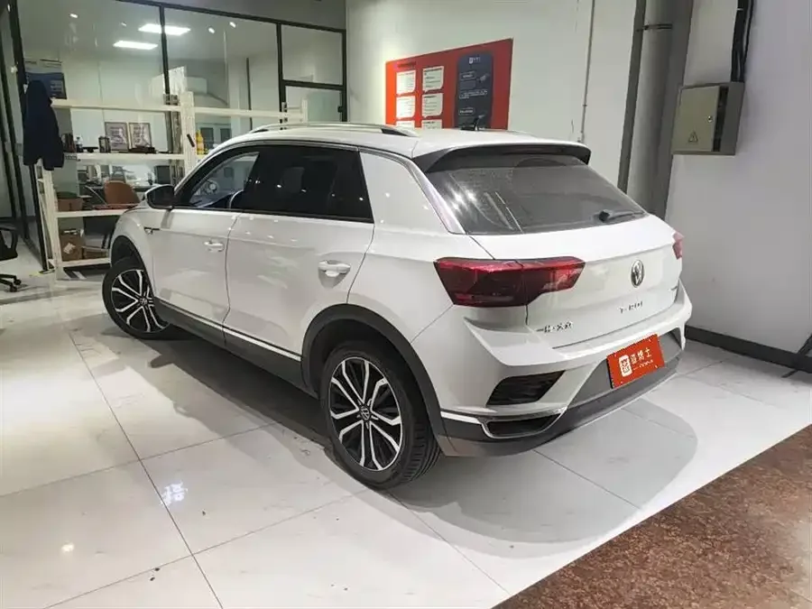Volkswagen T-ROC T-ROC 2022 280TSI DSG 2WD Comfort PLUS 2023 — миниатюра 3