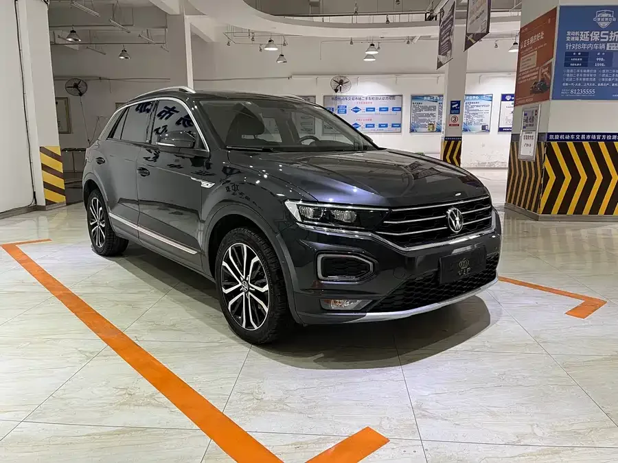 Volkswagen T-ROC T-ROC 2021 280TSI DSG two-wheel drive comfortable and connected 30th anniversary commemorative edition 2022 — миниатюра 3