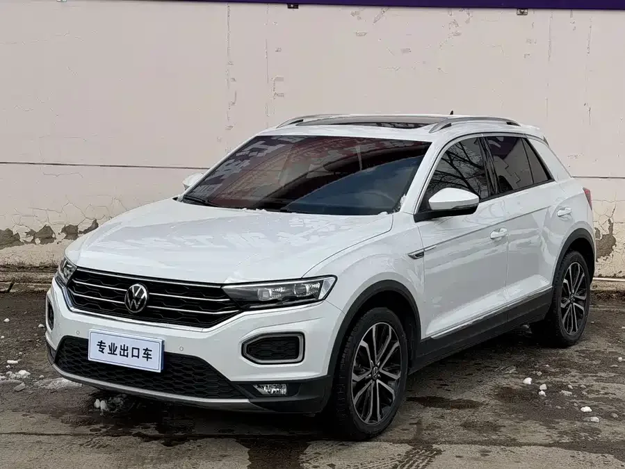 Volkswagen T-ROC T-ROC 2021 facelift 280TSI DSG four-wheel drive luxury intelligent version 2022 — фото 1, купить с доставкой в Москву