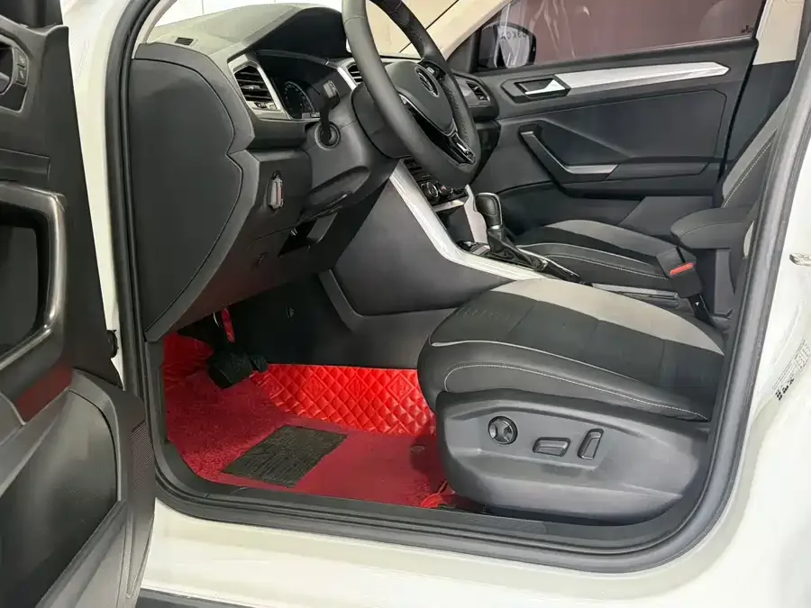Volkswagen T-ROC T-ROC 2022 280TSI DSG 2WD Elite PLUS 2023 — миниатюра 4