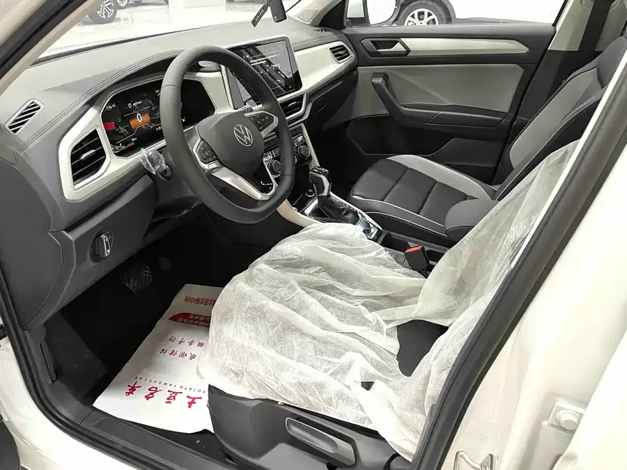 Volkswagen T-ROC T-ROC 2025 Facelift II 280TSI DSG 2WD Time Edition 2026 — миниатюра 2
