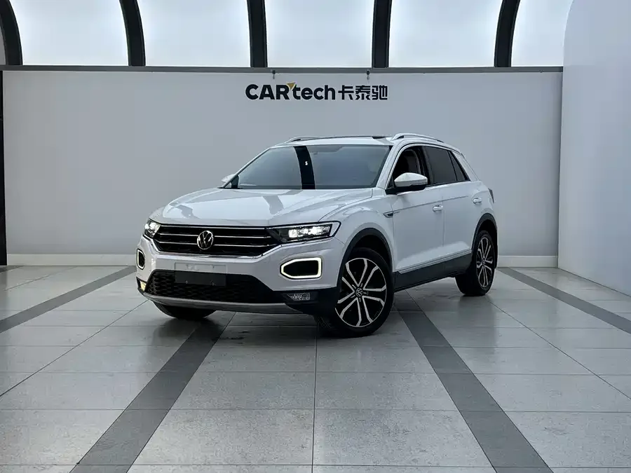 Volkswagen T-ROC T-ROC 2021 280TSI DSG 2WD Comfort Smart Edition 2022 — фото 1, купить с доставкой в Москву