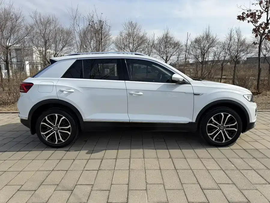Volkswagen T-ROC T-ROC Tange 2021 facelift 280TSI DSG two-wheel drive comfortable intelligent connected version 2022 — миниатюра 5