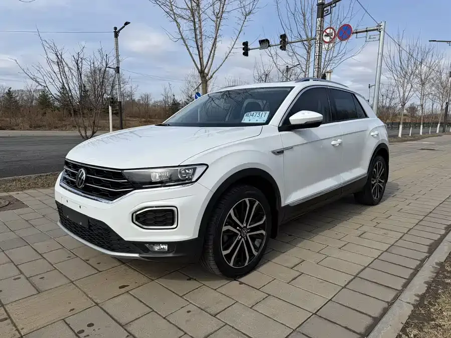 Volkswagen T-ROC T-ROC Tange 2021 facelift 280TSI DSG two-wheel drive comfortable intelligent connected version 2022 — фото 1, купить с доставкой в Москву
