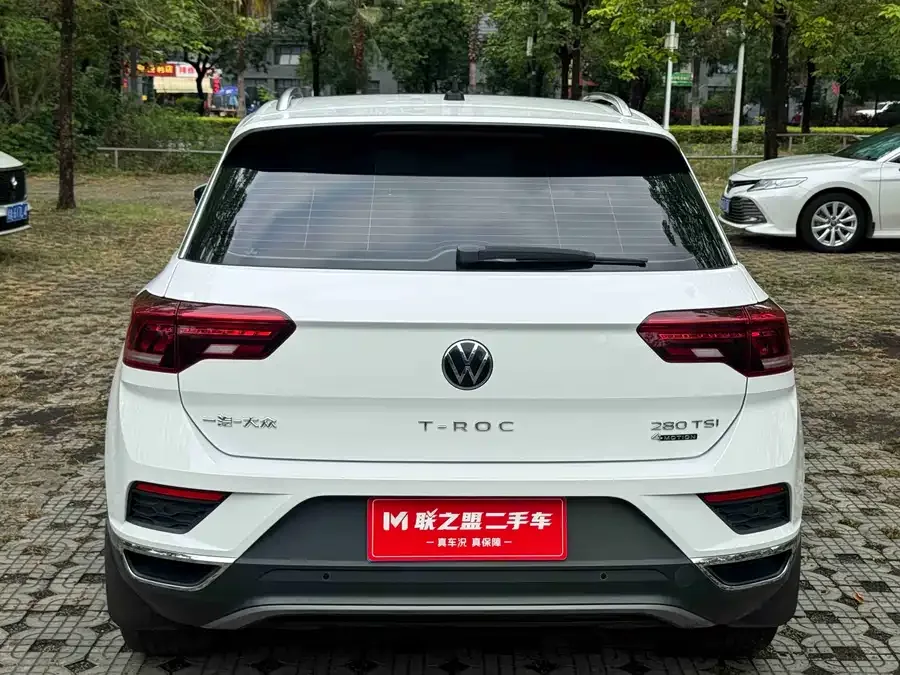 Volkswagen T-ROC T-ROC 2021 280TSI DSG four-wheel drive luxury smart connected version 2022 — миниатюра 2