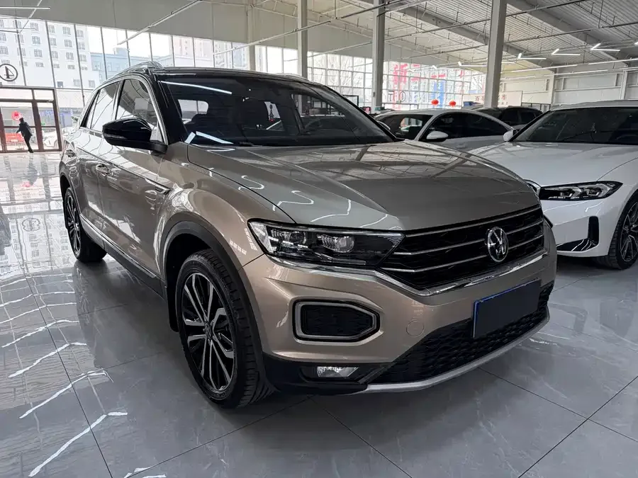 Volkswagen T-ROC T-ROC 2021 280TSI DSG two-wheel drive comfortable and connected 30th anniversary commemorative edition 2022 — миниатюра 3
