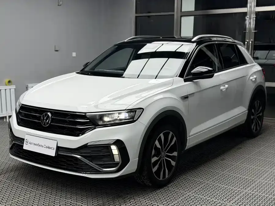 Volkswagen T-ROC T-ROC 2022 280TSI DSG 2WD R-Line Pro PLUS 2022 — фото 1, купить с доставкой в Москву