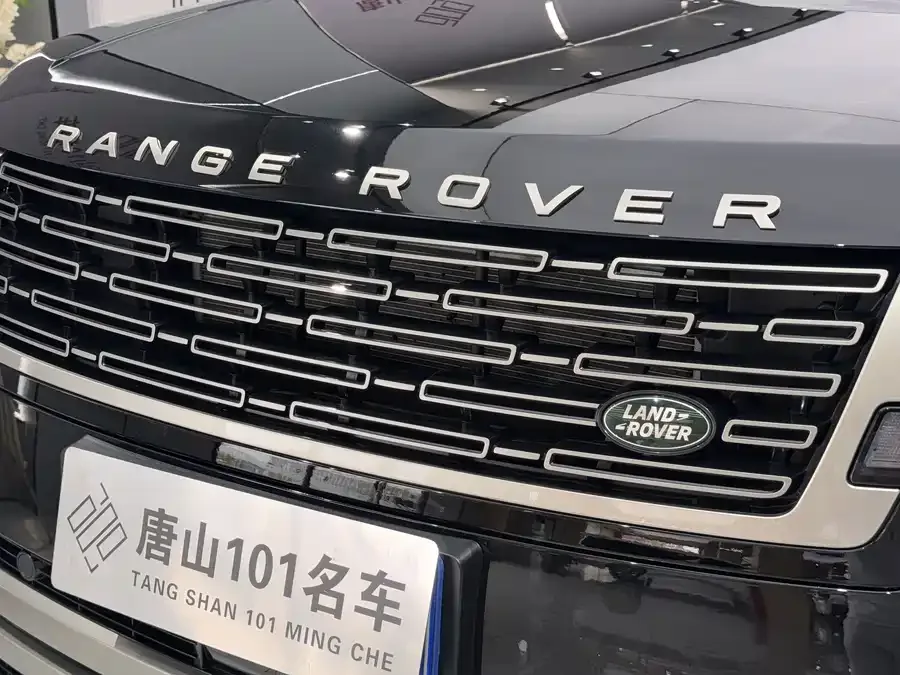 Land Rover Range Rover Range Rover 2025 3.0 L6 360PS Grand Edition 2025 — миниатюра 2