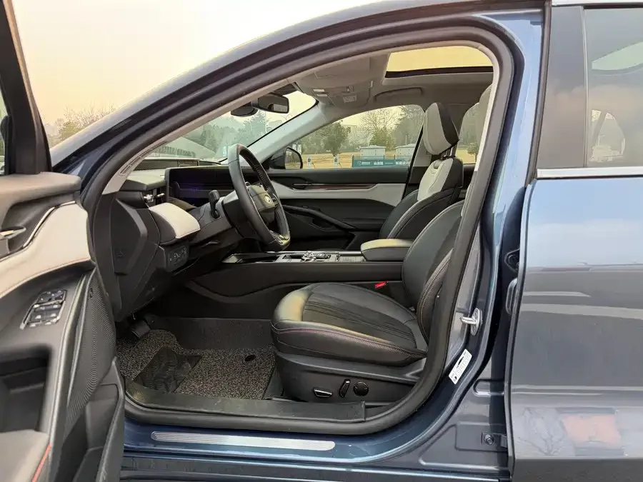 Ford Mondeo Mondeo 2022 EcoBoost 245 Extreme Edition 2022 — миниатюра 2