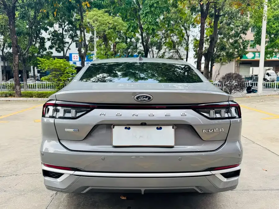 Ford Mondeo Mondeo 2022 facelift EcoBoost 245 Fashion Edition 2022 — миниатюра 3