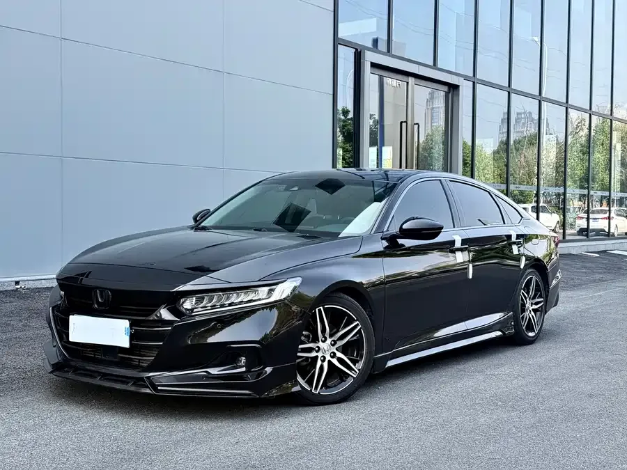 Honda Accord 2022 Accord 260TURBO Fantasy NightFlagship Edition 2022 — фото 1, купить с доставкой в Москву