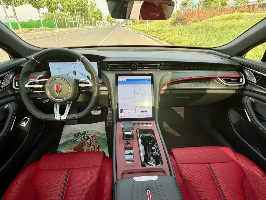 Hongqi H6 Hongqi H6 2025 2.0T Zhixing Edition 2025 — миниатюра 2