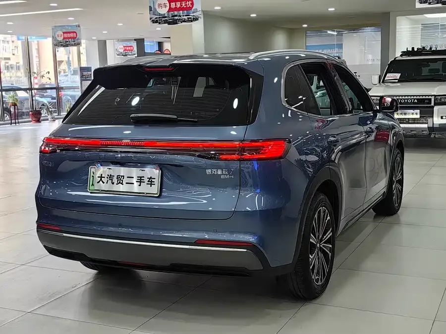 Geely Galaxy Starship 7 Galaxy Starship 7 2025 120km Navigator Edition 2024 — миниатюра 2