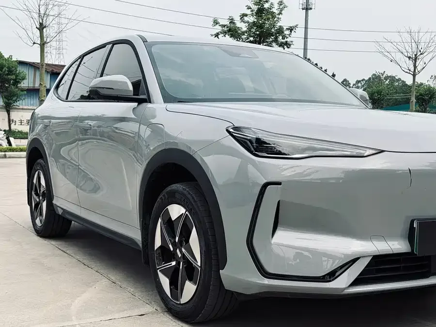 Geely Galaxy E5 Galaxy E5 2026 530km Explorer Edition 2025 — миниатюра 4