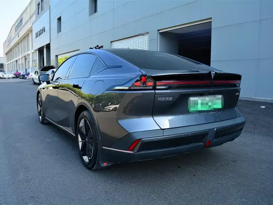 Deepal dark blue SL03 Dark Blue SL03 2022 1.5L 1200 Extended Range Edition 2023 — миниатюра 2