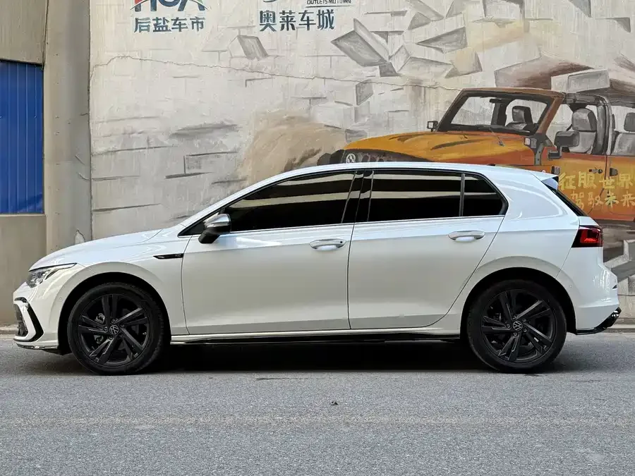 Volkswagen golf Golf 2023 280TSI DSG R-Line Lite 2022 — миниатюра 3