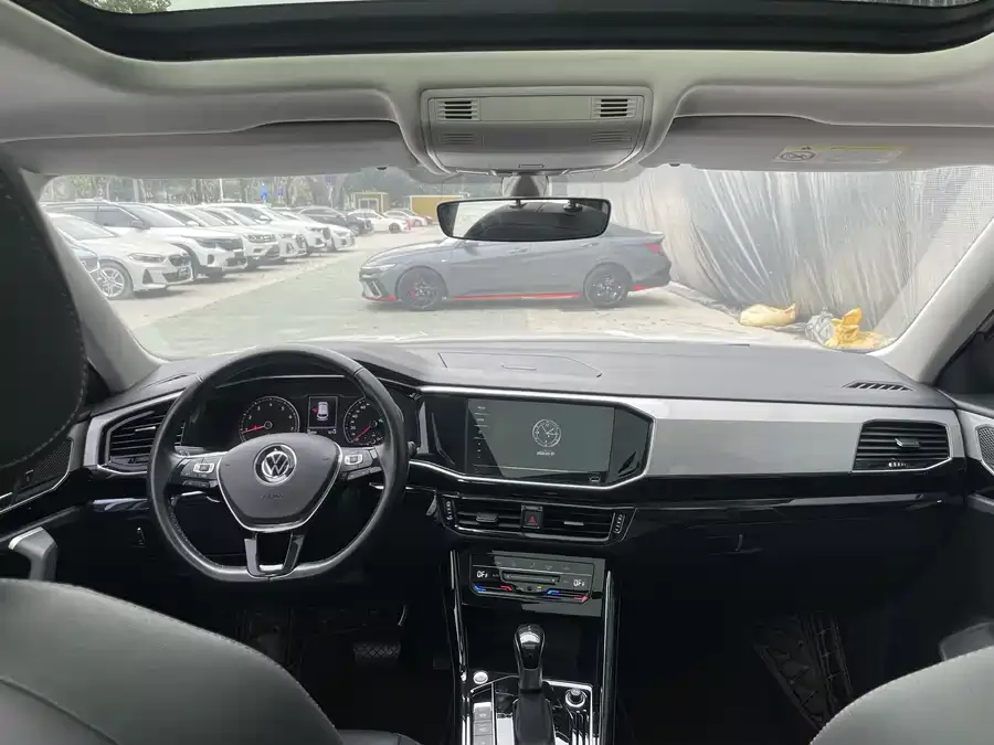 Volkswagen Tayron Tanyue 2022 280TSI 2WD Luxury Smart Edition 2022 — миниатюра 4