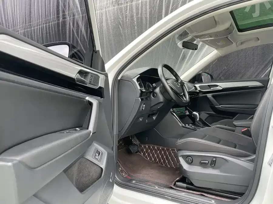 Volkswagen Tayron Tanyue 2022 280TSI 2WD Luxury Smart Edition 2022 — миниатюра 5