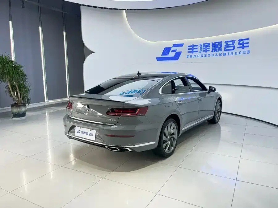 Volkswagen FAW- CC FAW-Volkswagen CC 2024 380TSI Eye-catching Edition 2023 — миниатюра 3