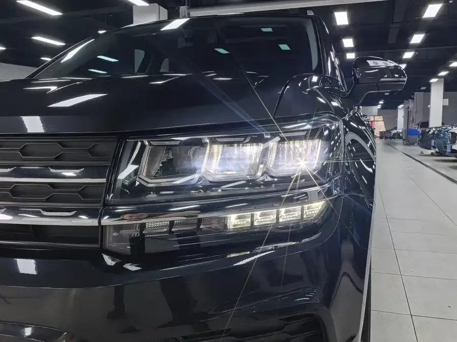 Volkswagen Tiguan (Tharu) 2021 Tuyue 280TSI 2WD Luxury Edition PLUS 2022 — миниатюра 3