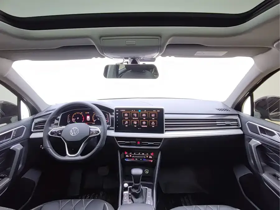 Volkswagen Tiguan L Tiguan L 2023 280TSI Automatic 2WD Trendy Limited Edition 2023 — миниатюра 4