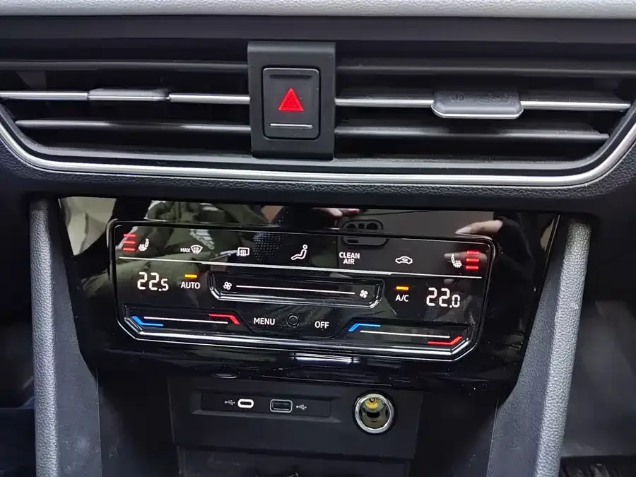Volkswagen Tiguan L Tiguan L 2023 280TSI Automatic 2WD Trendy Limited Edition 2023 — миниатюра 5