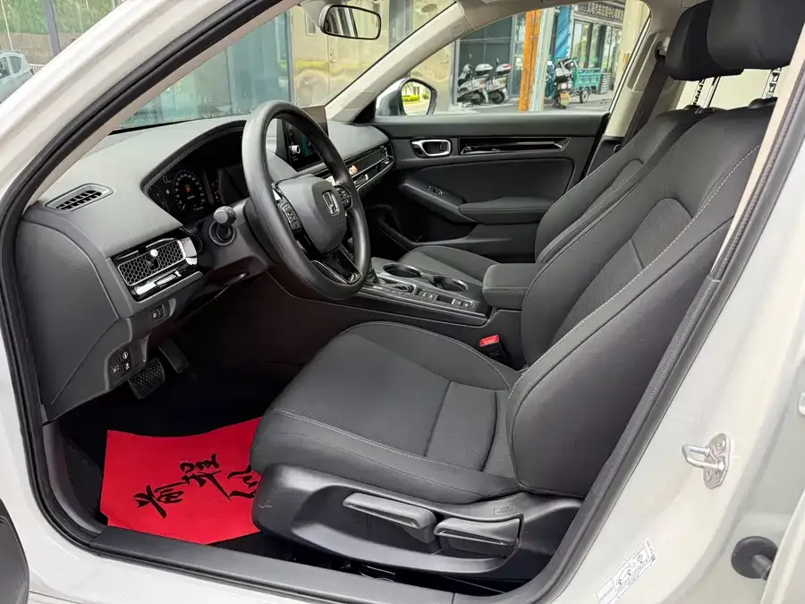 Honda Civic 2022 Civic 240TURBO CVT Dynamic Edition 2025 — миниатюра 4