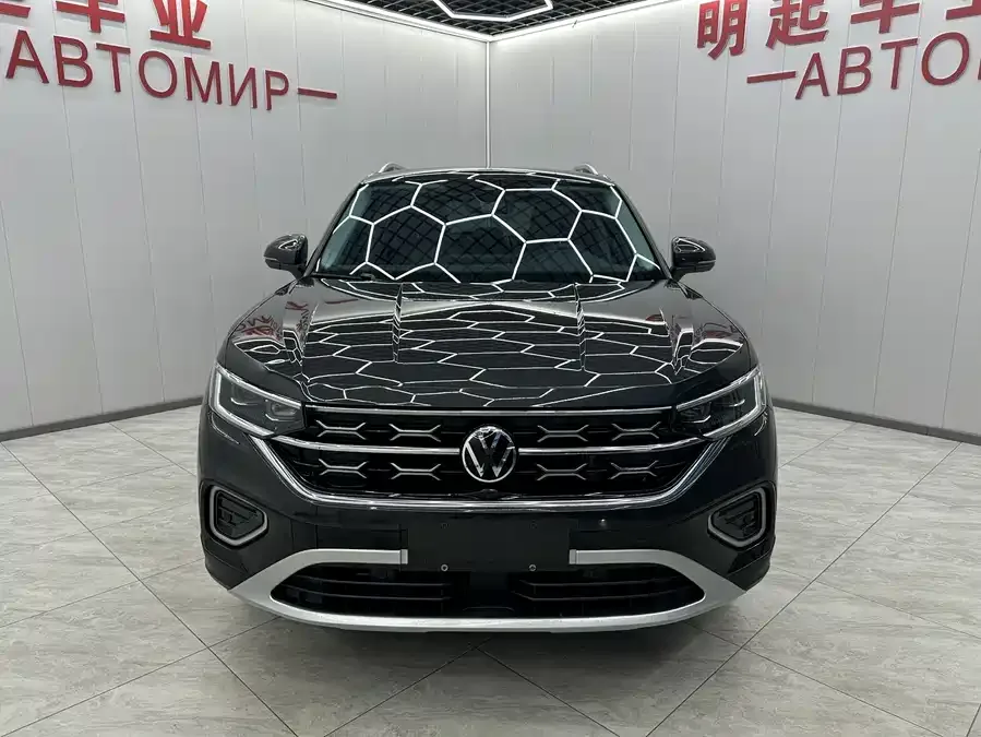 Volkswagen Tayron Tanyue 2023 280TSI 2WD Luxury Plus Advanced Edition 2022 — миниатюра 3
