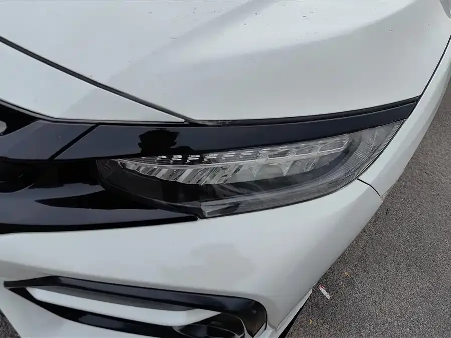 Honda Civic Civic 2021 HATCHBACK 220TURBO CVT Cool Control 2023 — миниатюра 2